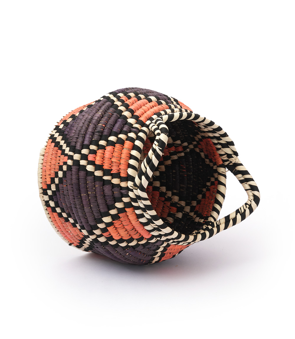 handmade grass\bamboo basket