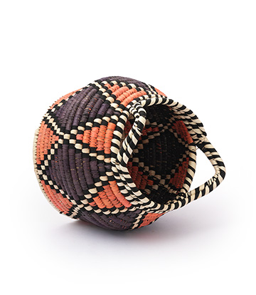 handmade grass\bamboo basket