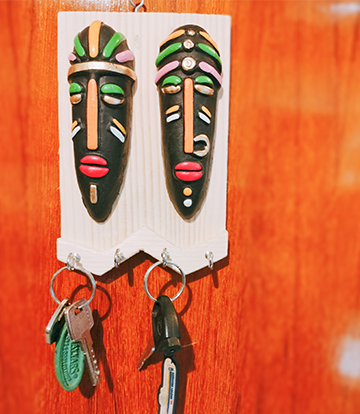 terrcotta-key-hanger