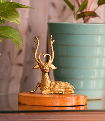 Dokra Deer With Wood Base